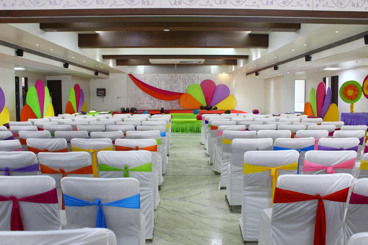 Comfort Inn Donil Vadodara Ngoại thất bức ảnh